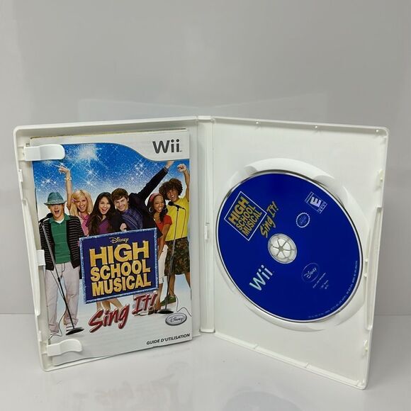 Wii Disney High School Musical Sing It! - Picture 2 of 3